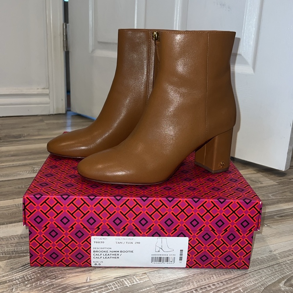 Tory Burch Brooke Ankle Booties Calf Leather- Tan - Picture 3 of 10